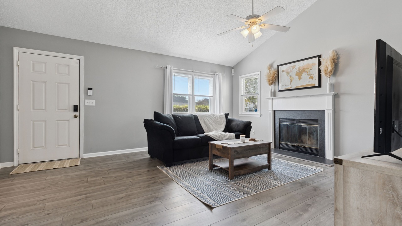 Photo of Livingroom in Kings Grant