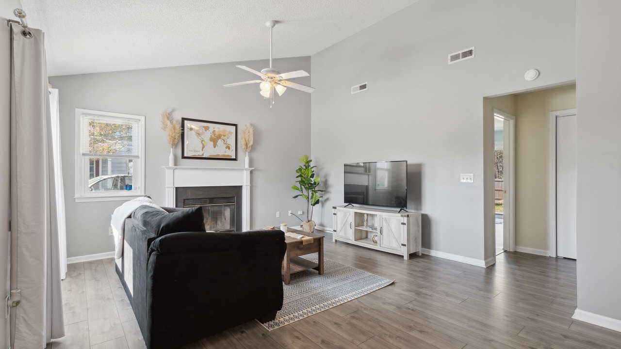 Photo of Livingroom in Kings Grant