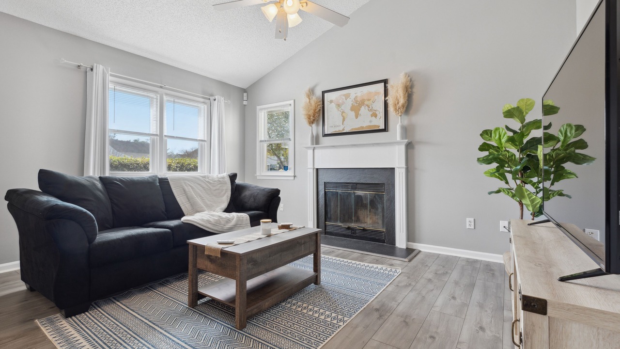 Photo of Livingroom in Kings Grant