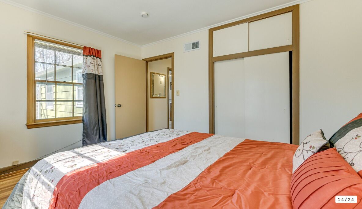 Photo of Bedroom in Ames