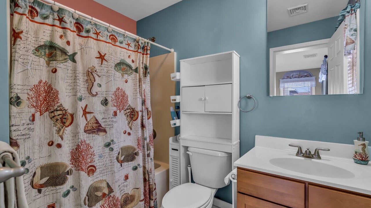 Photo of Bathroom in Ocean Gate