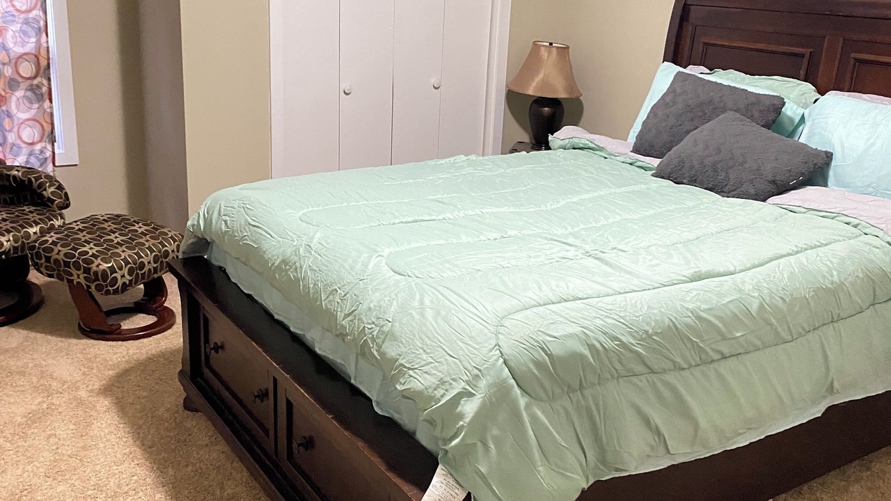Photo of Bedroom in Huntcliff