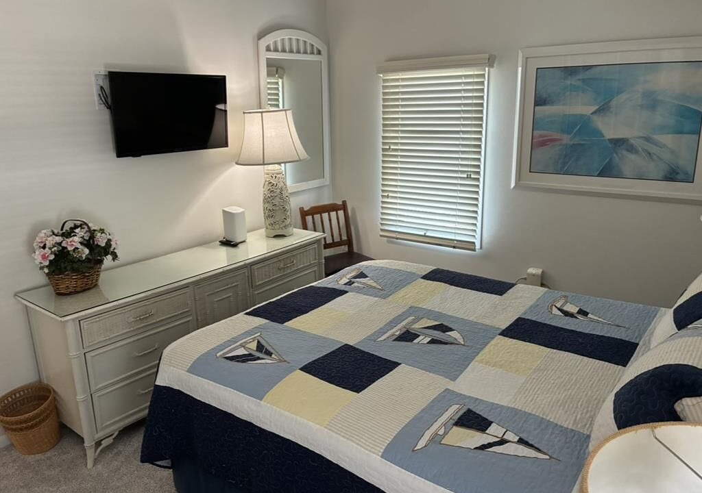 Photo of Bedroom in Townsend's Inlet