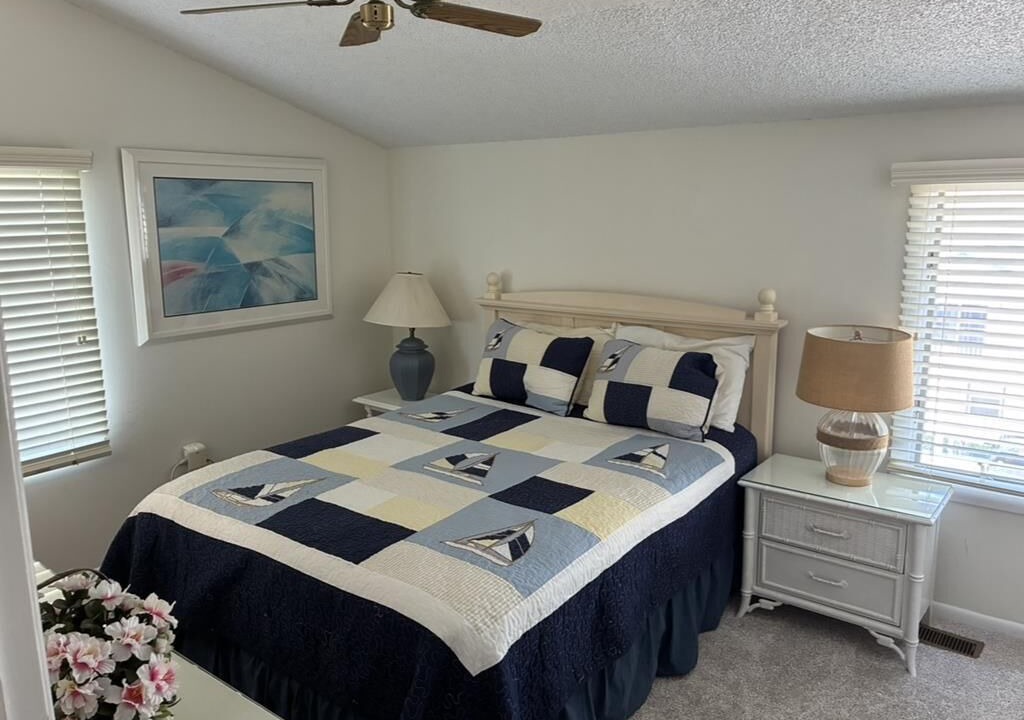 Photo of Bedroom in Townsend's Inlet