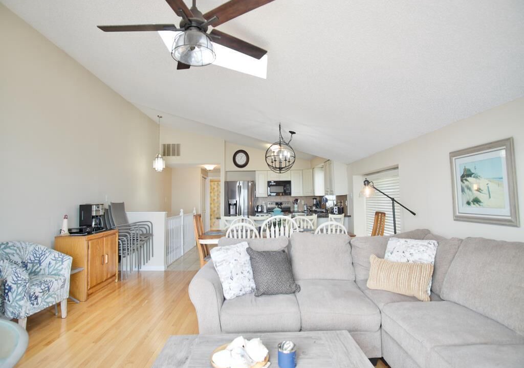 Photo of Livingroom in Townsend's Inlet