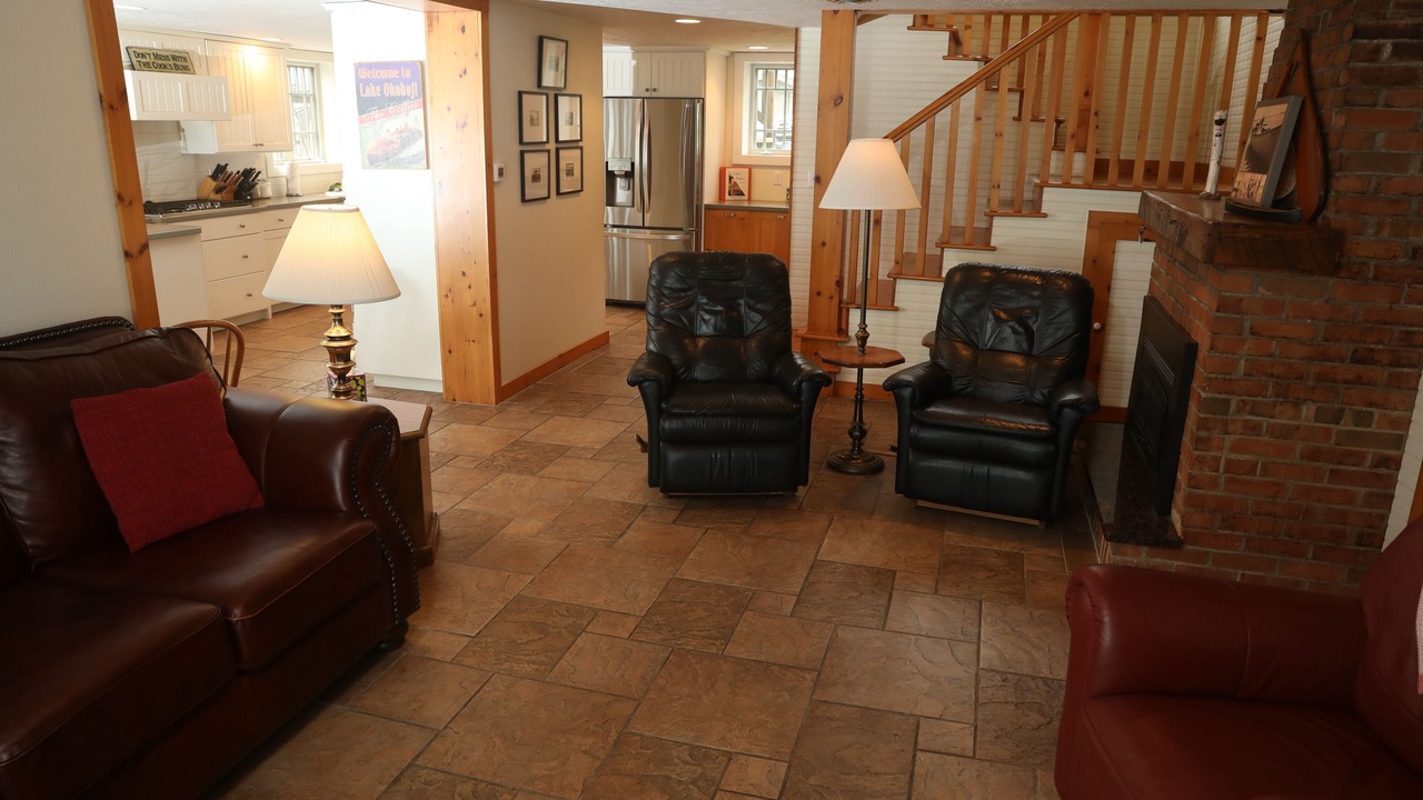 Photo of Livingroom in West Okoboji