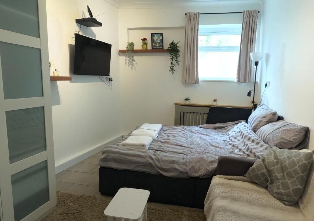 Photo of Bedroom in Navy Yard
