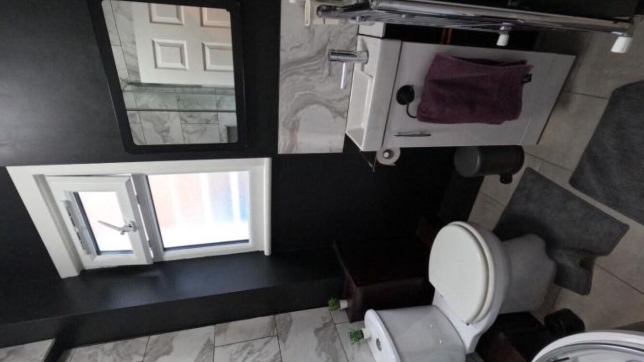 Photo of Bathroom in Navy Yard