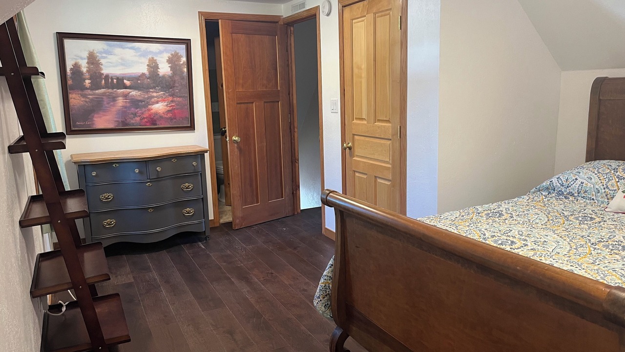 Photo of Bedroom in Storm Lake