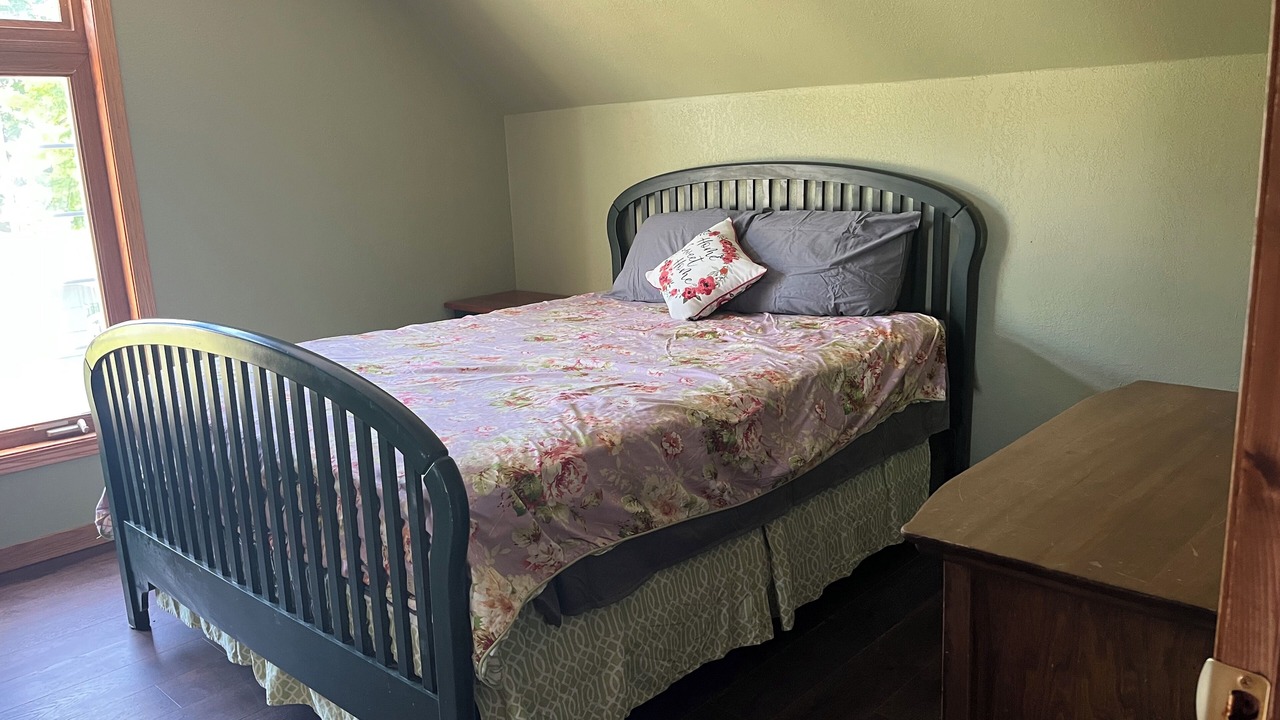 Photo of Bedroom in Storm Lake