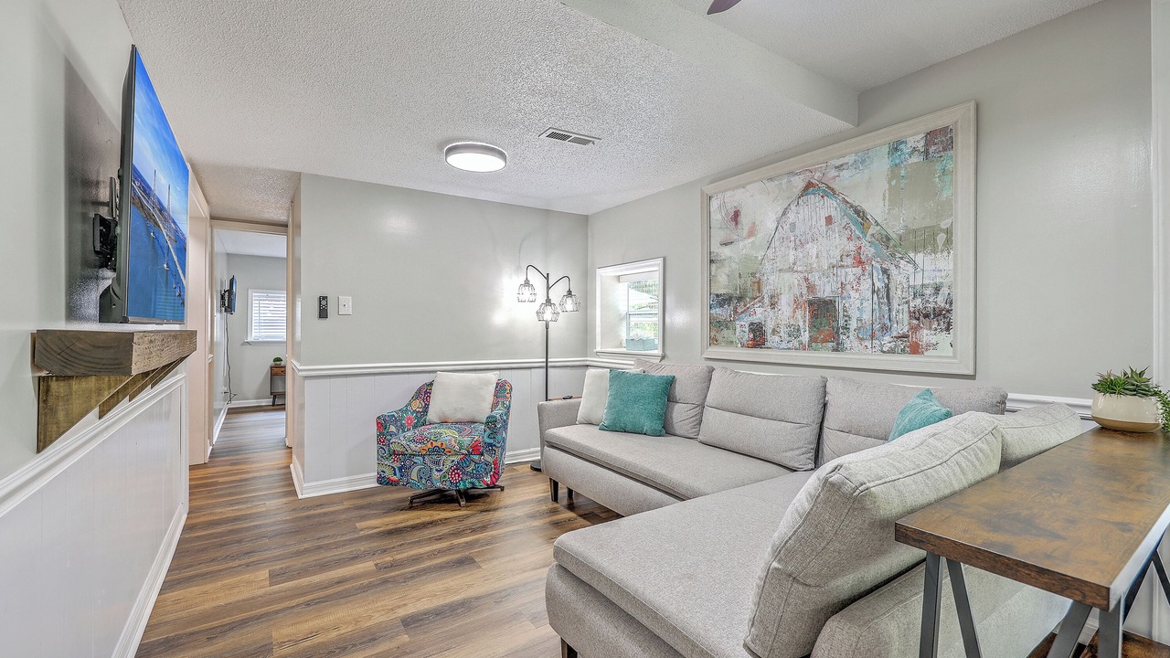 Photo of Livingroom in Russellville