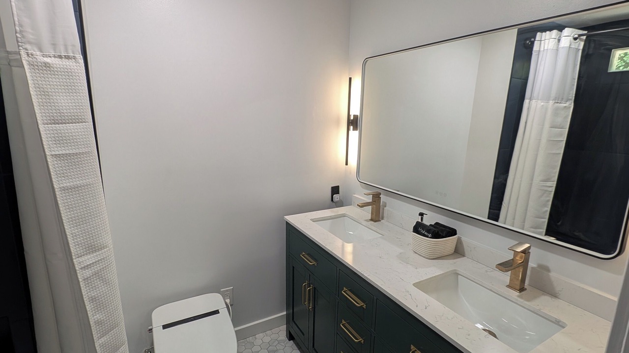 Photo of Bathroom in Earlewood