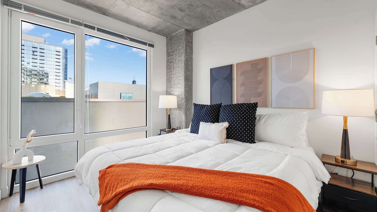 Photo of Bedroom in River North