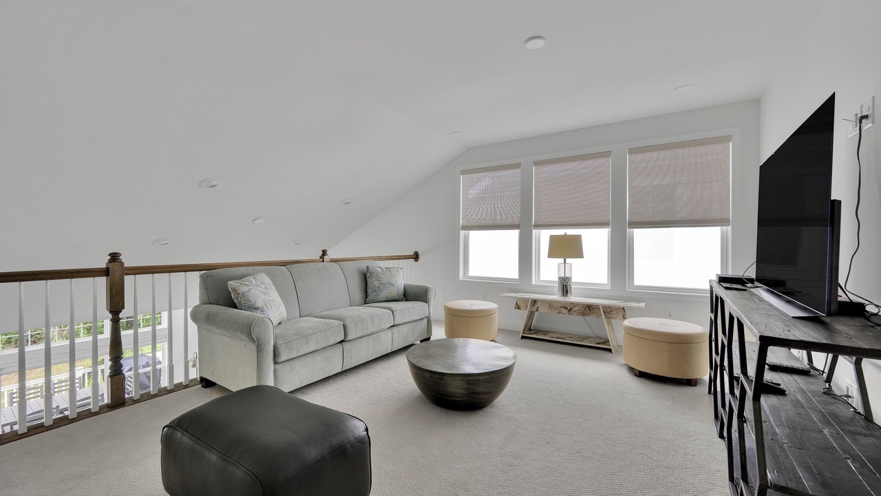 Photo of Livingroom in Long Neck
