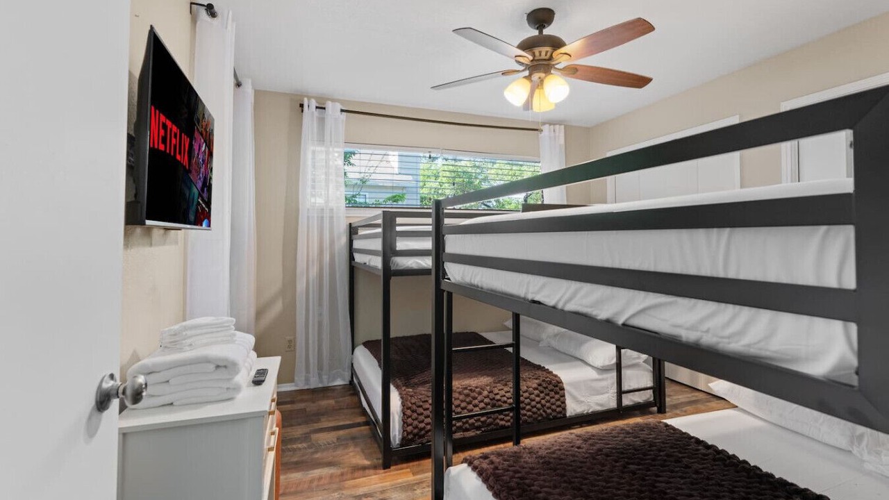 Photo of Bedroom in McNeil