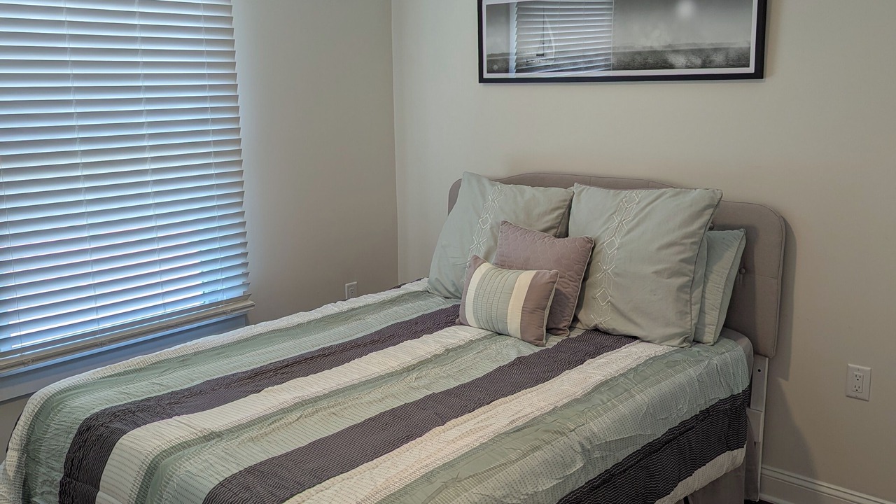 Photo of Bedroom in Mantoloking