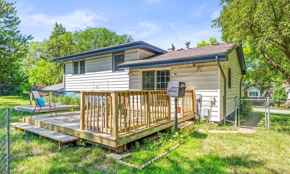 Photo of Patio Balcony in South Central Omaha