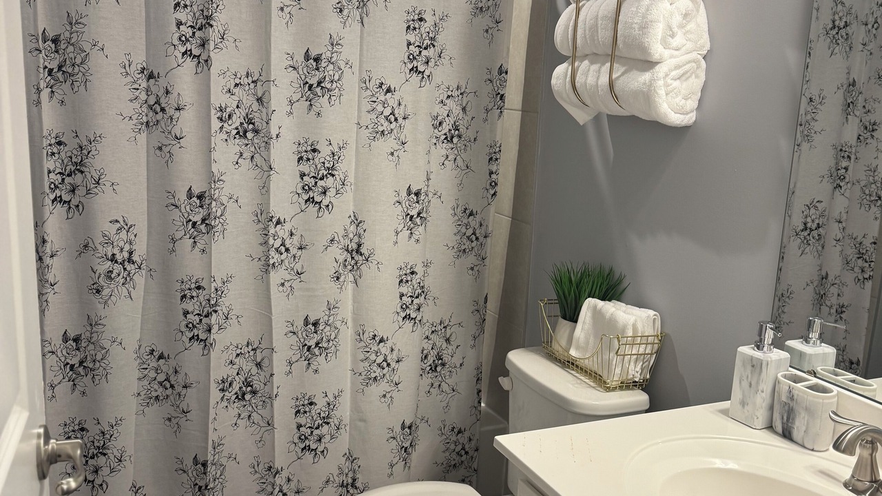 Photo of Bathroom in Brooklyn Park