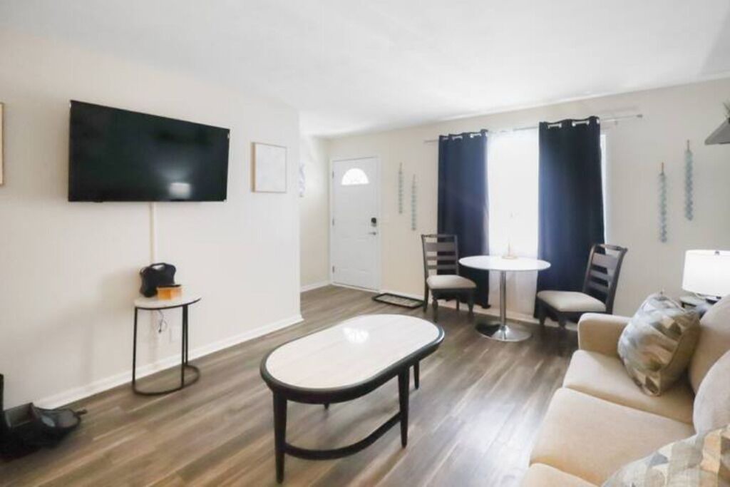 Photo of Livingroom in North Central Omaha