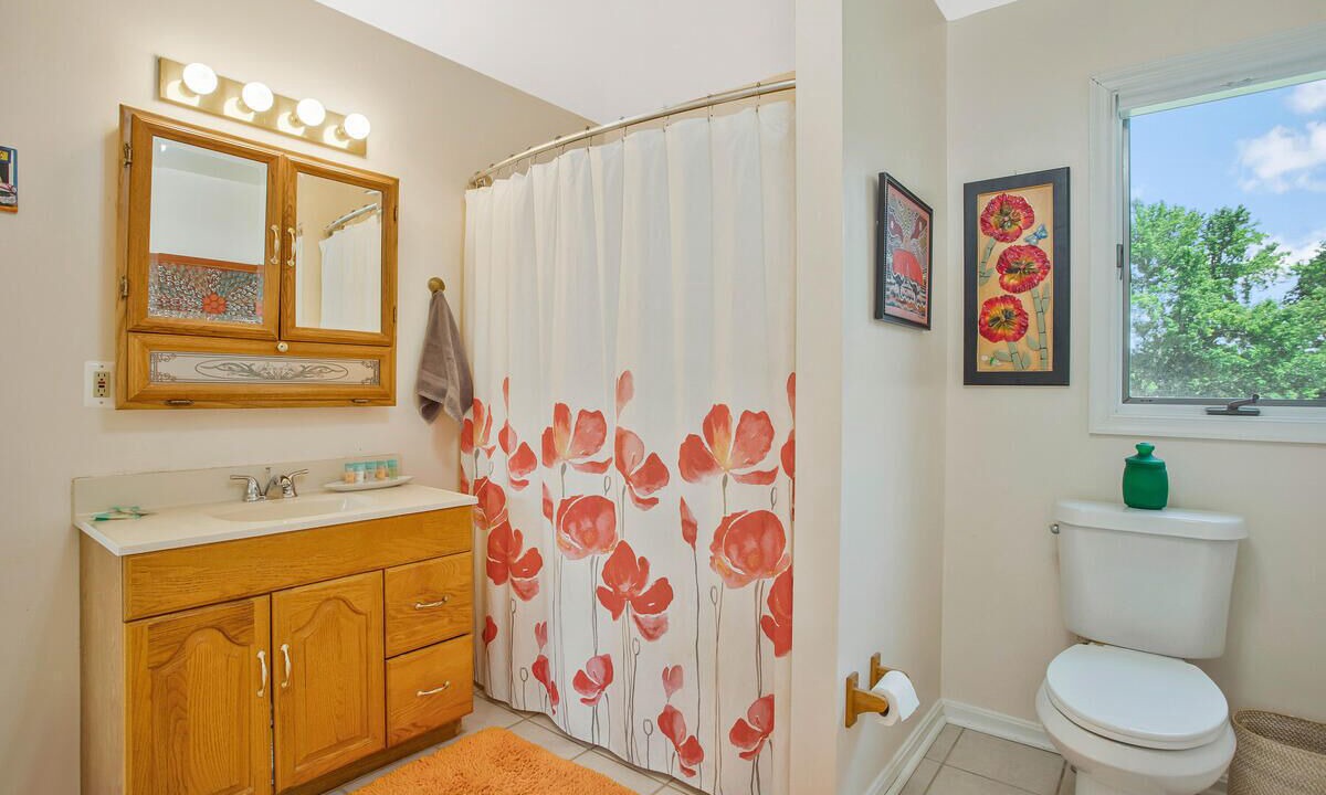 Photo of Bathroom in Shady Side