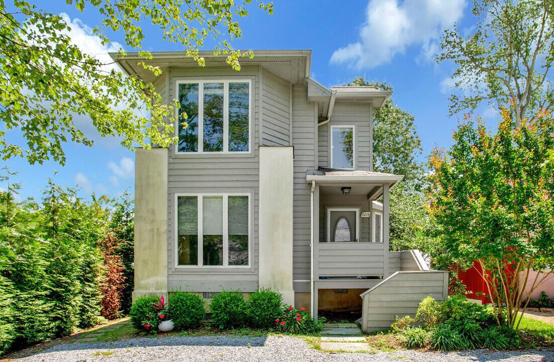 Photo of Outdoor in Shady Side