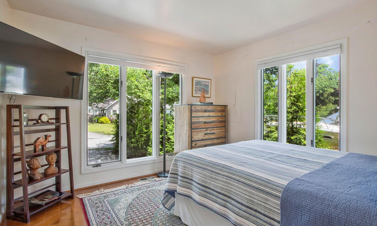 Photo of Bedroom in Shady Side