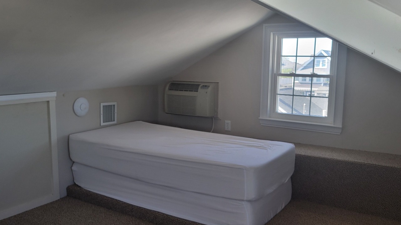 Photo of Bedroom in Belmar