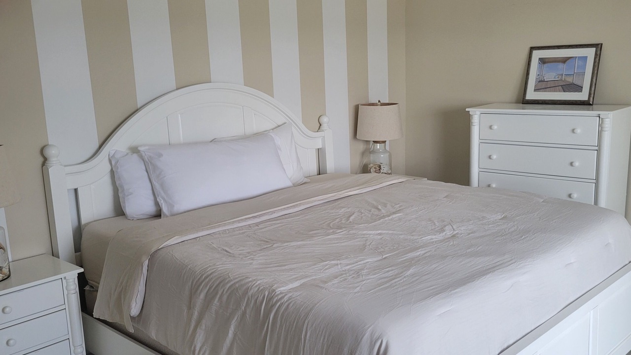 Photo of Bedroom in Belmar