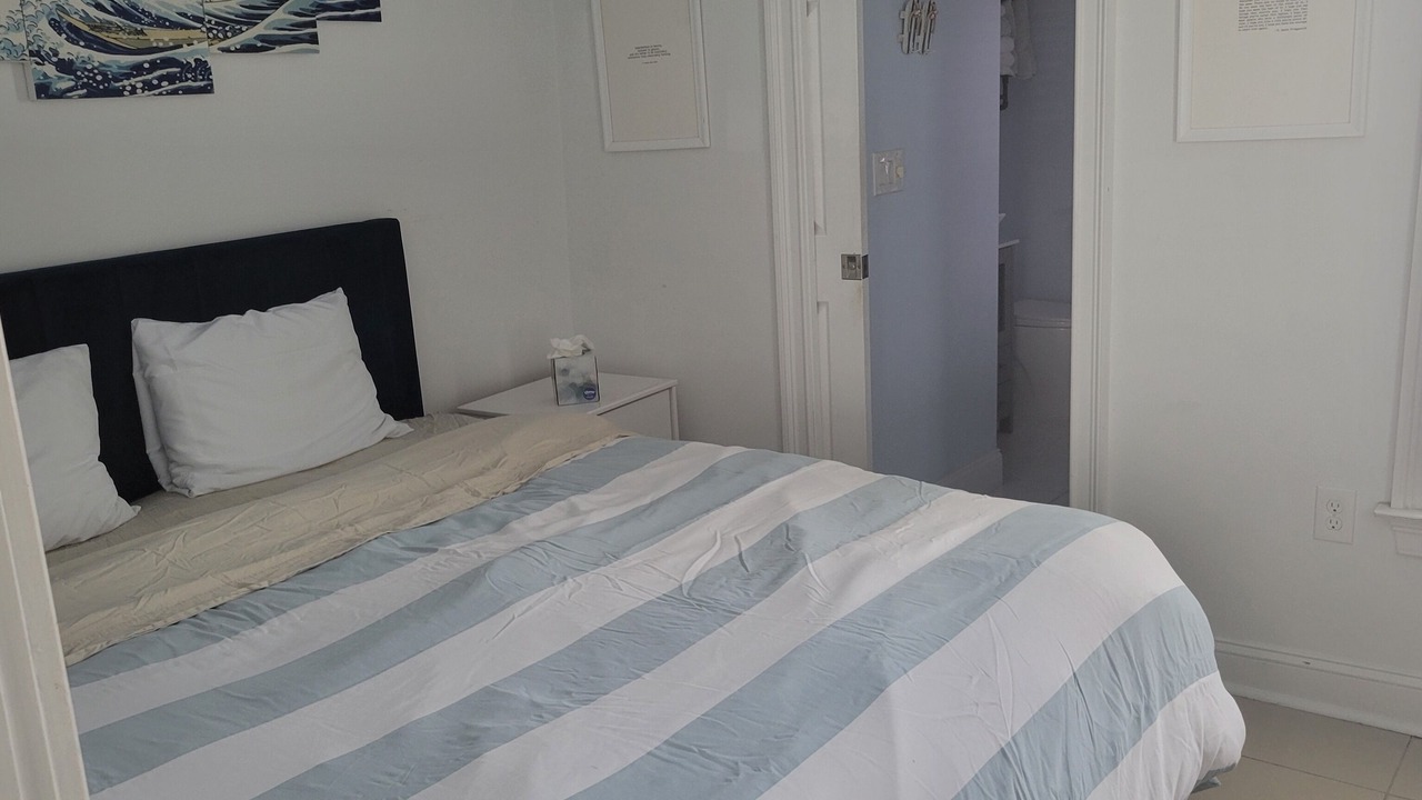 Photo of Bedroom in Belmar
