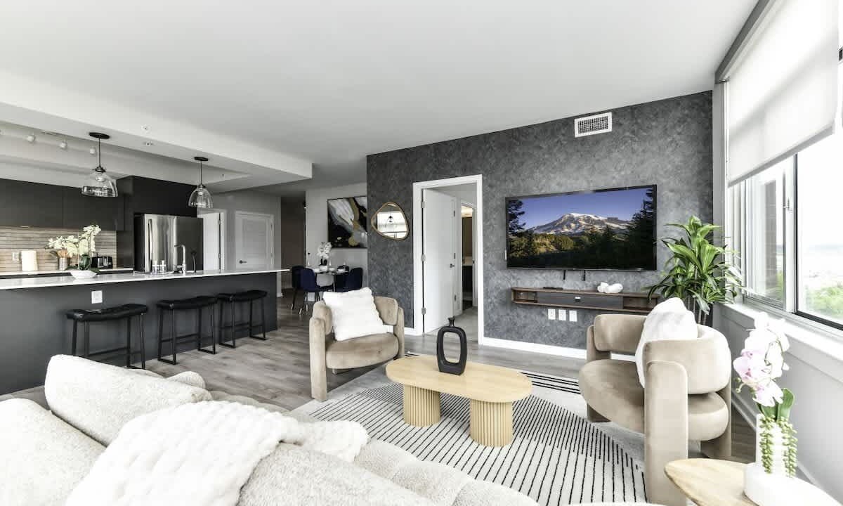 Photo of Bedroom in Crystal City