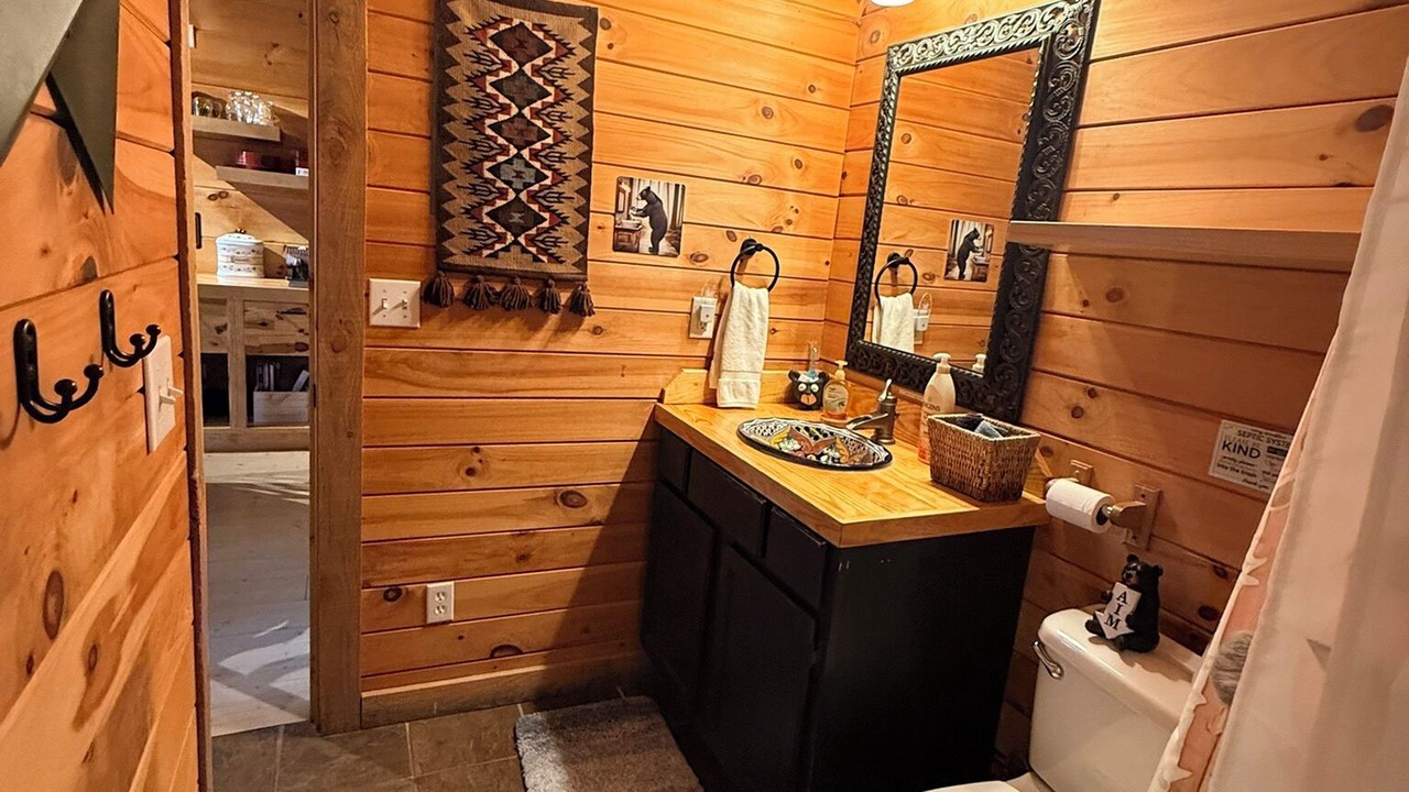 Photo of Bathroom in Mentone