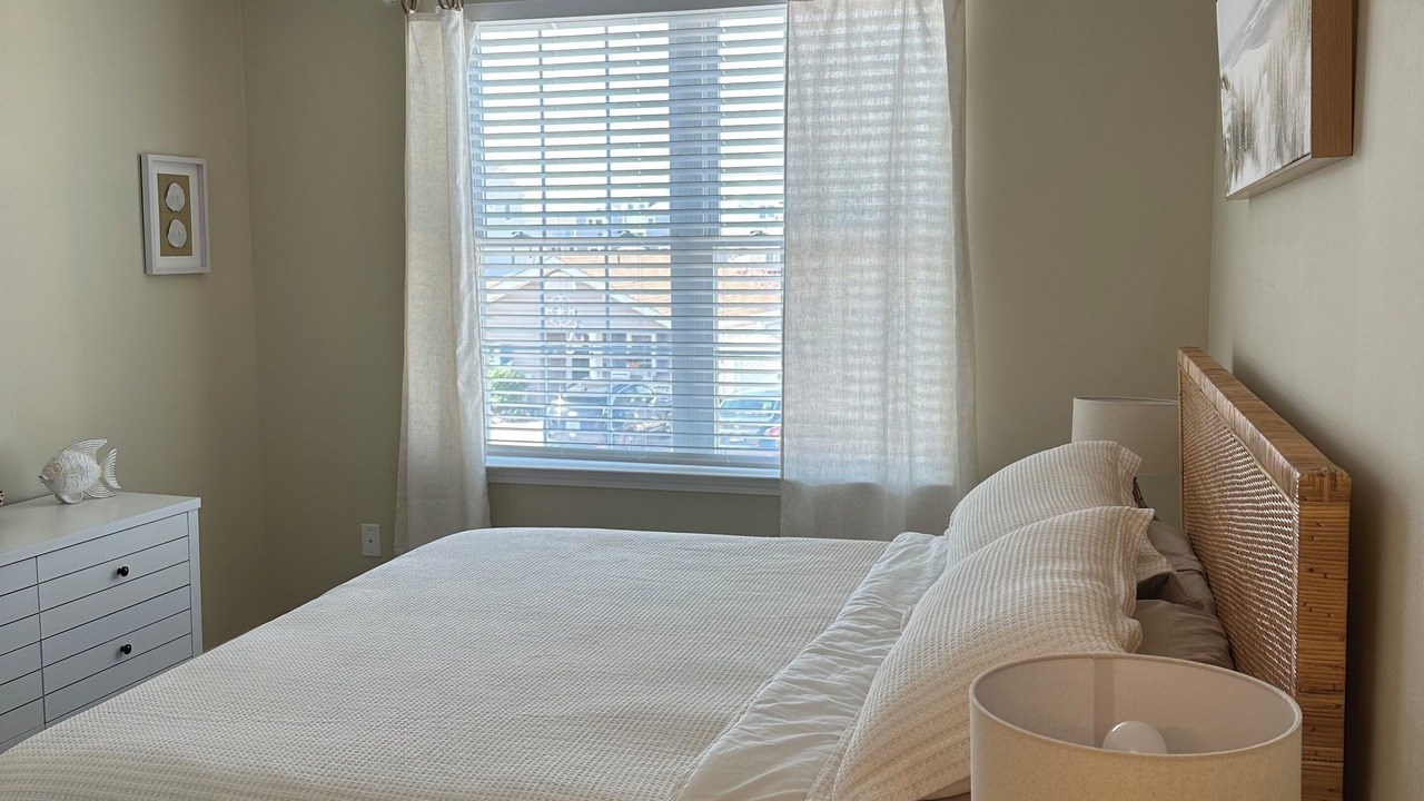 Photo of Bedroom in Beach Haven West