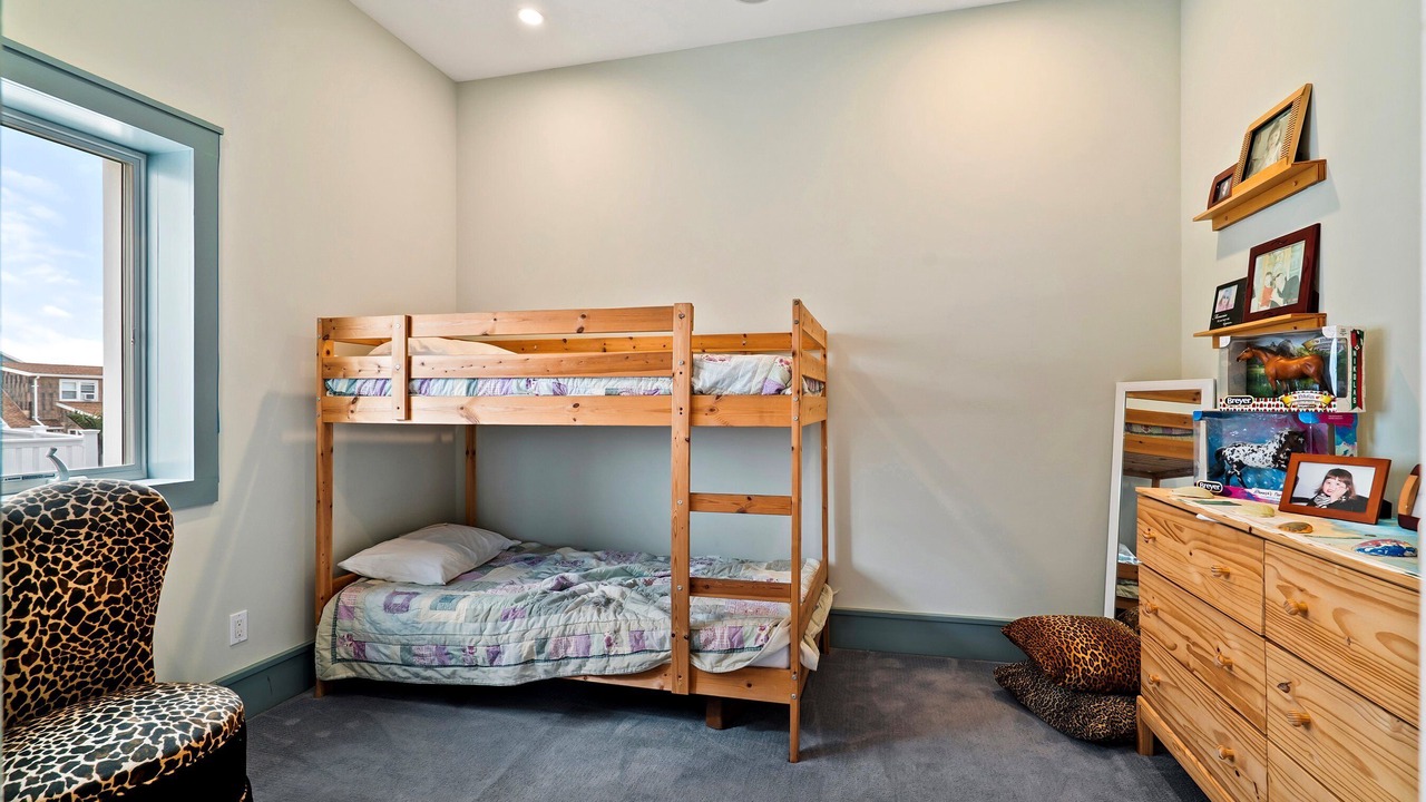 Photo of Bedroom in Seaside Heights