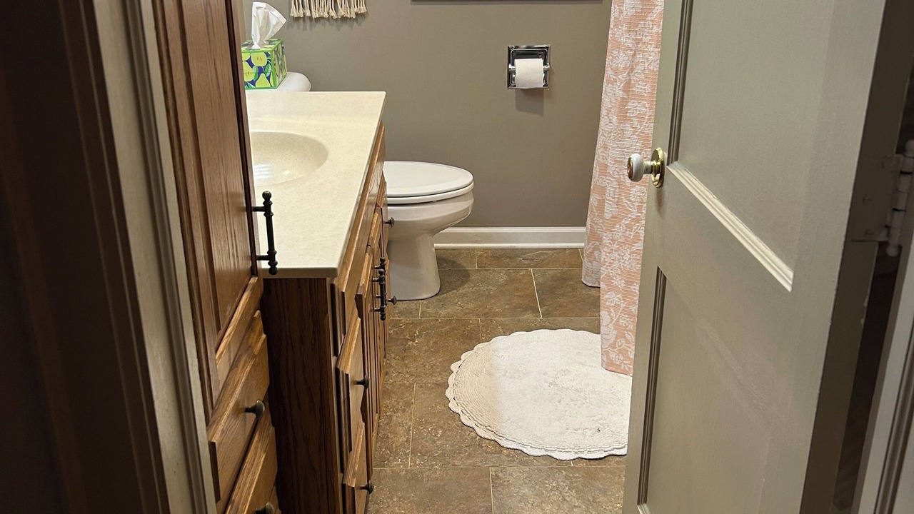Photo of Bathroom in Clear Lake