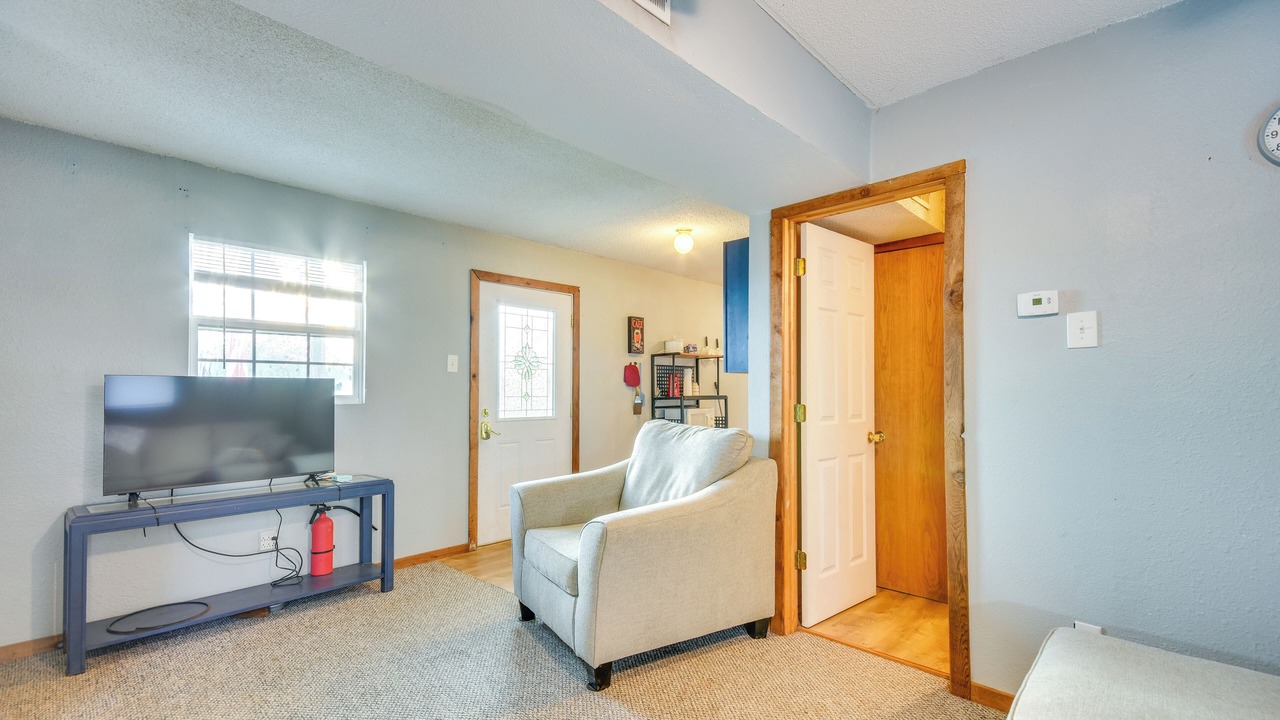 Photo of Livingroom in Stoutsville