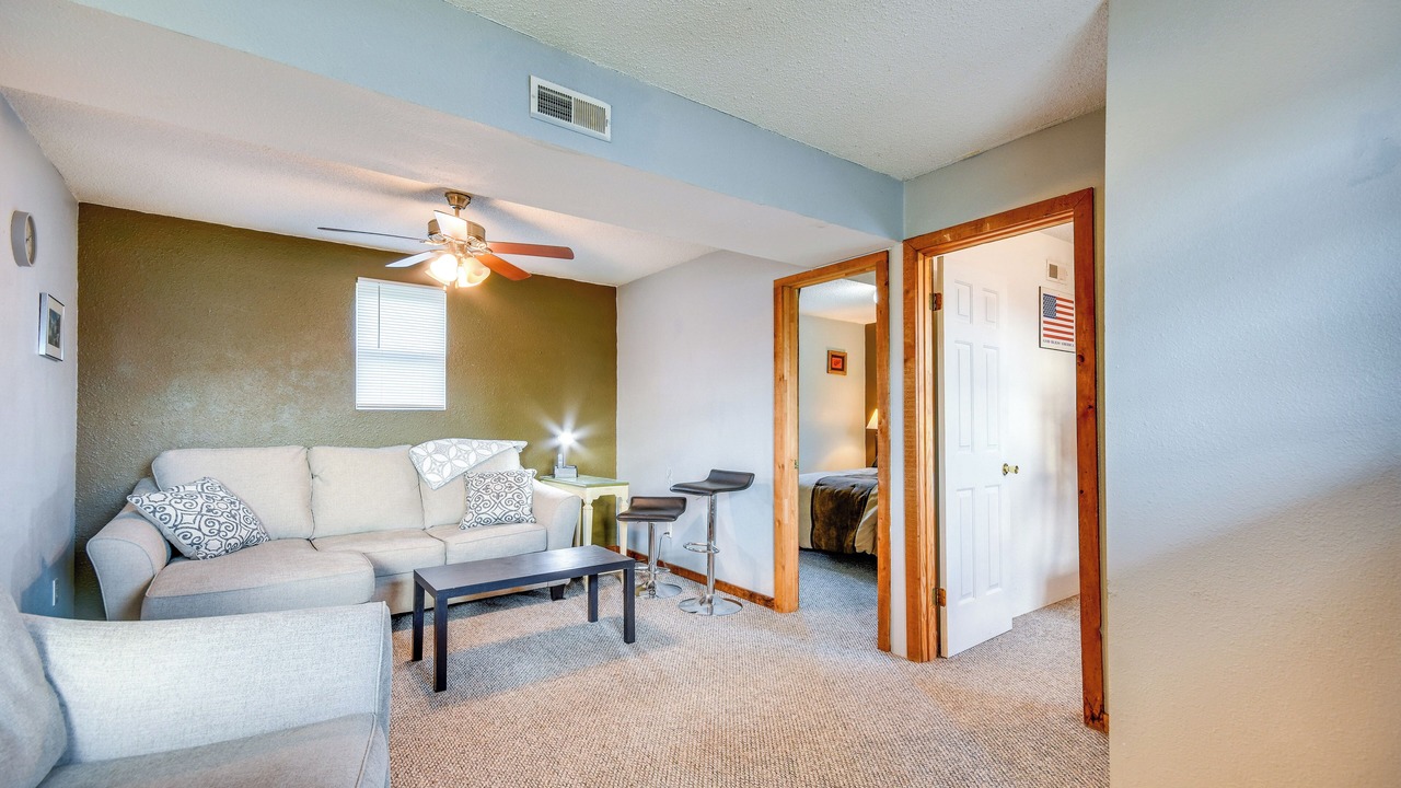 Photo of Livingroom in Stoutsville