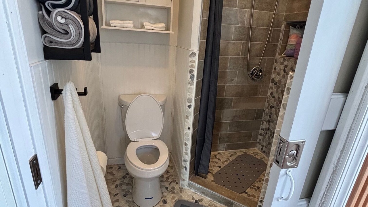 Photo of Bathroom in Arcadia