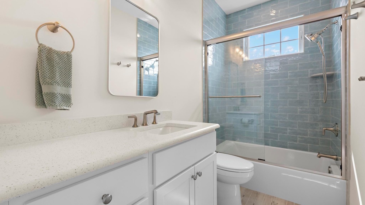 Photo of Bathroom in Mystic Island