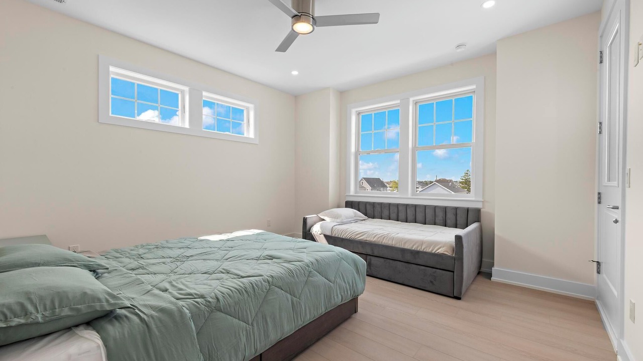 Photo of Bedroom in Mystic Island