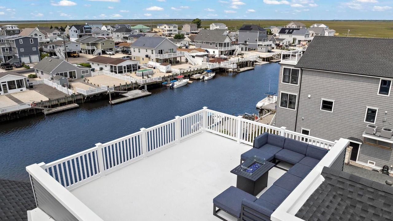 Photo of Patio Balcony in Mystic Island