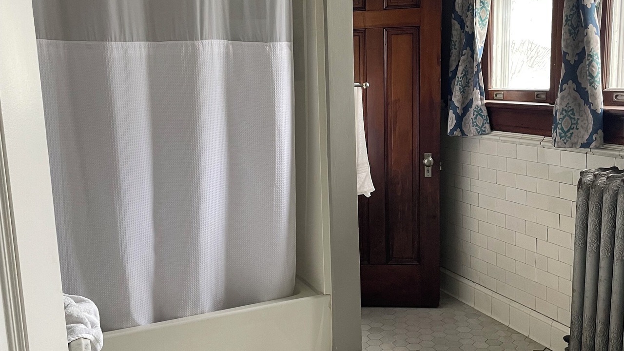 Photo of Bathroom in Davenport