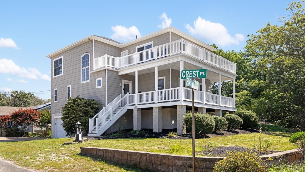 Photo of Outdoor in Town Bank