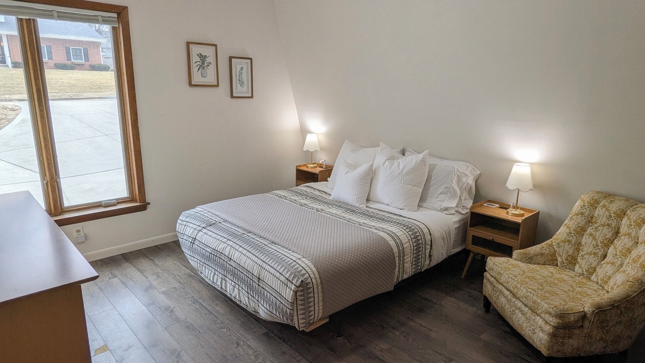Photo of Bedroom in Des Moines