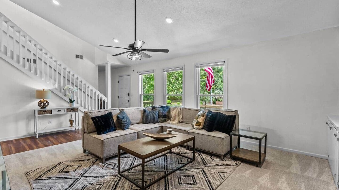 Photo of Livingroom in Harbison