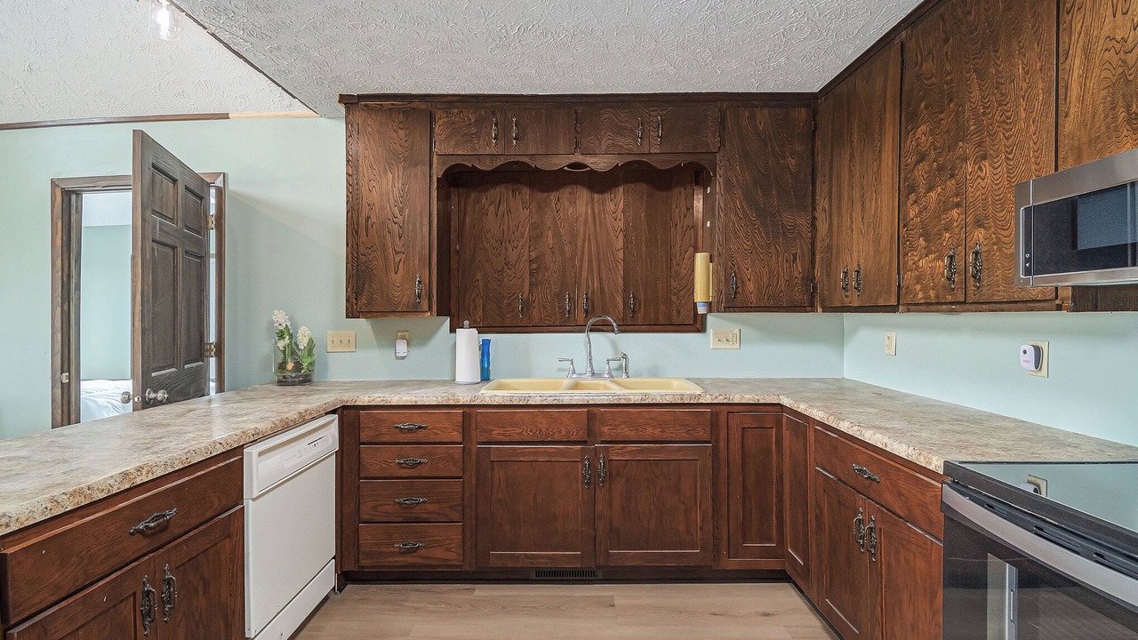 Photo of Kitchen in Pottawattamie County