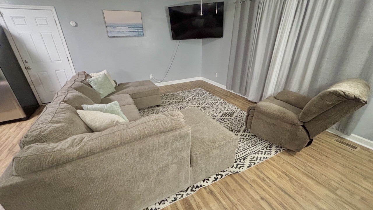 Photo of Livingroom in McCutcheon Field
