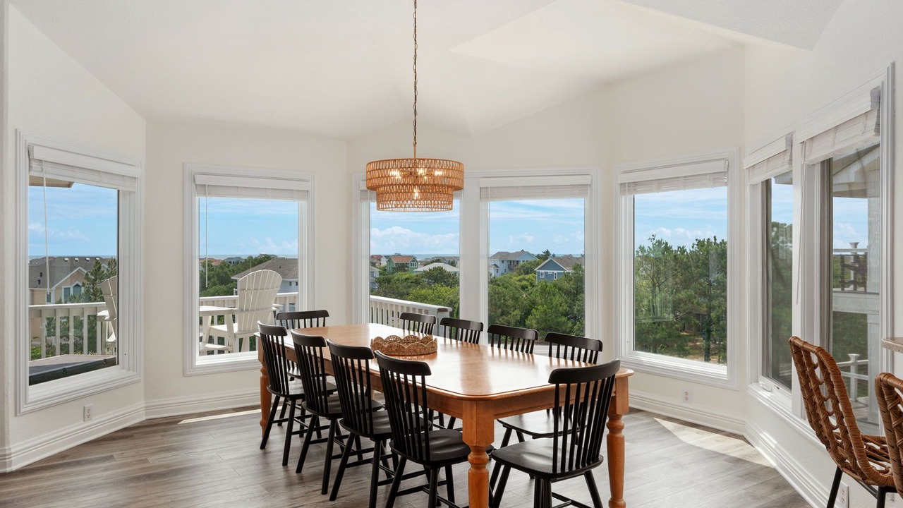 Photo of Bedroom in Monteray Shores