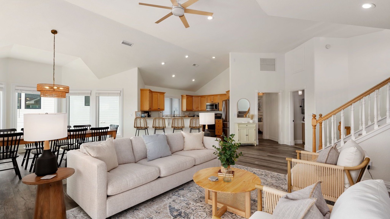 Photo of Bedroom in Monteray Shores