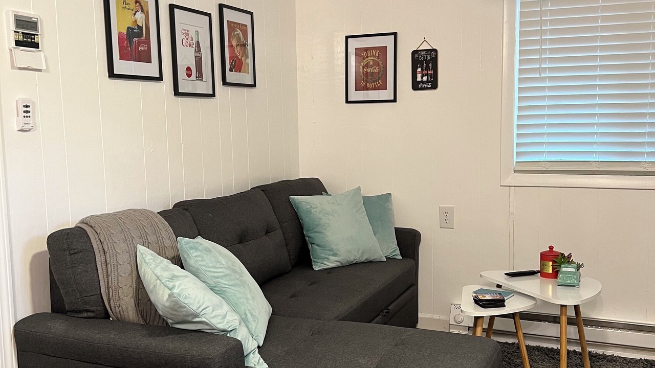 Photo of Livingroom in Roan Mountain