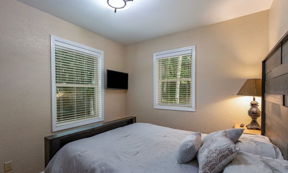Photo of Bedroom in Beech Mountain